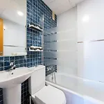 Appartement For 4 With Parking,